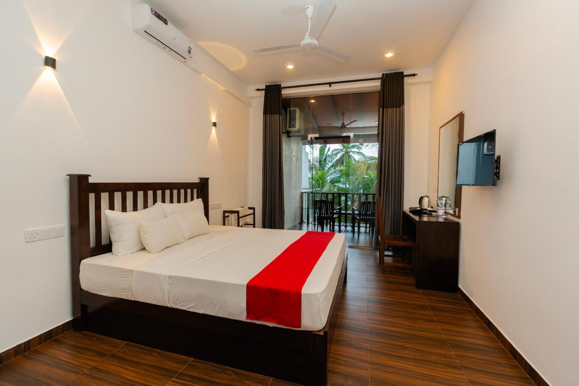 Sea View Tourist Inn 탕갈레 외부 사진