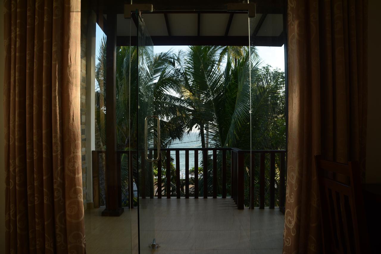 Sea View Tourist Inn 탕갈레 외부 사진