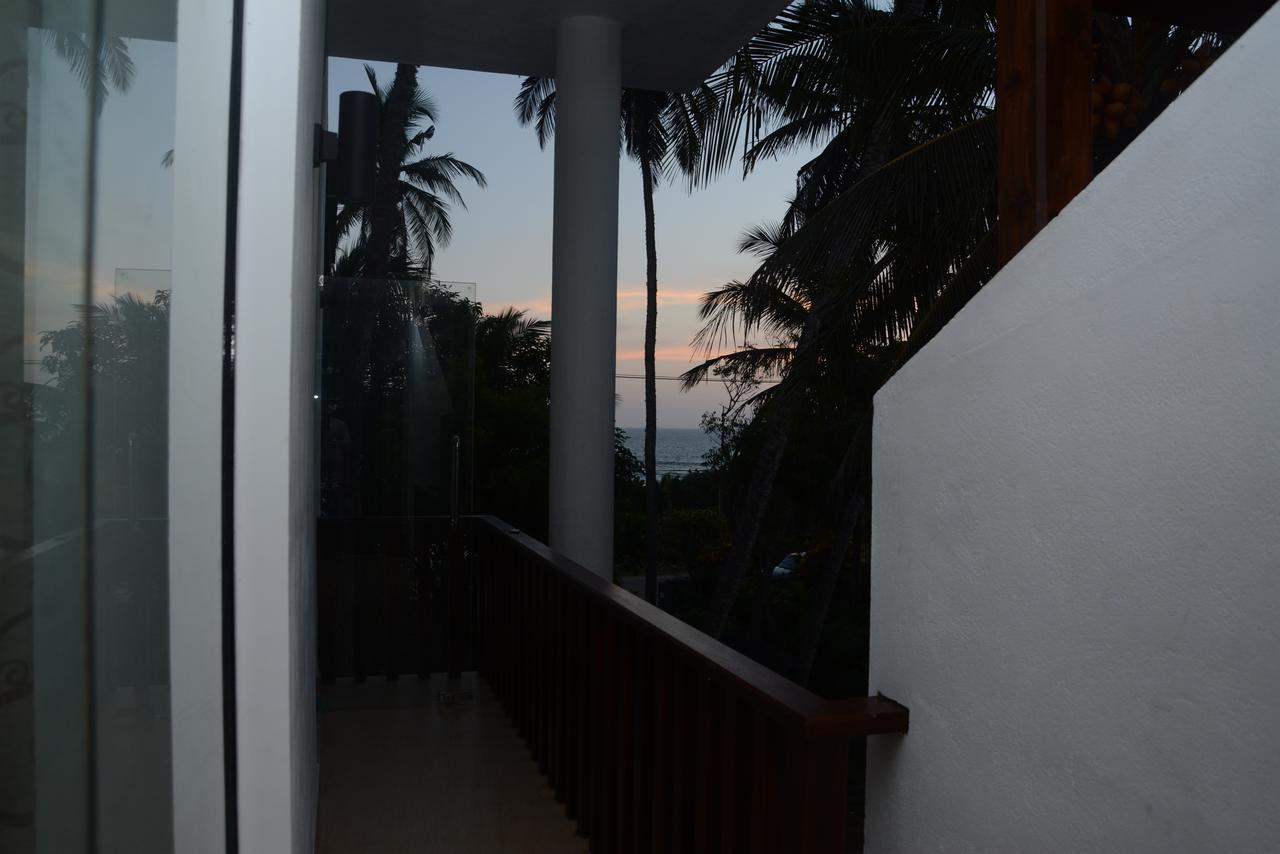 Sea View Tourist Inn 탕갈레 외부 사진