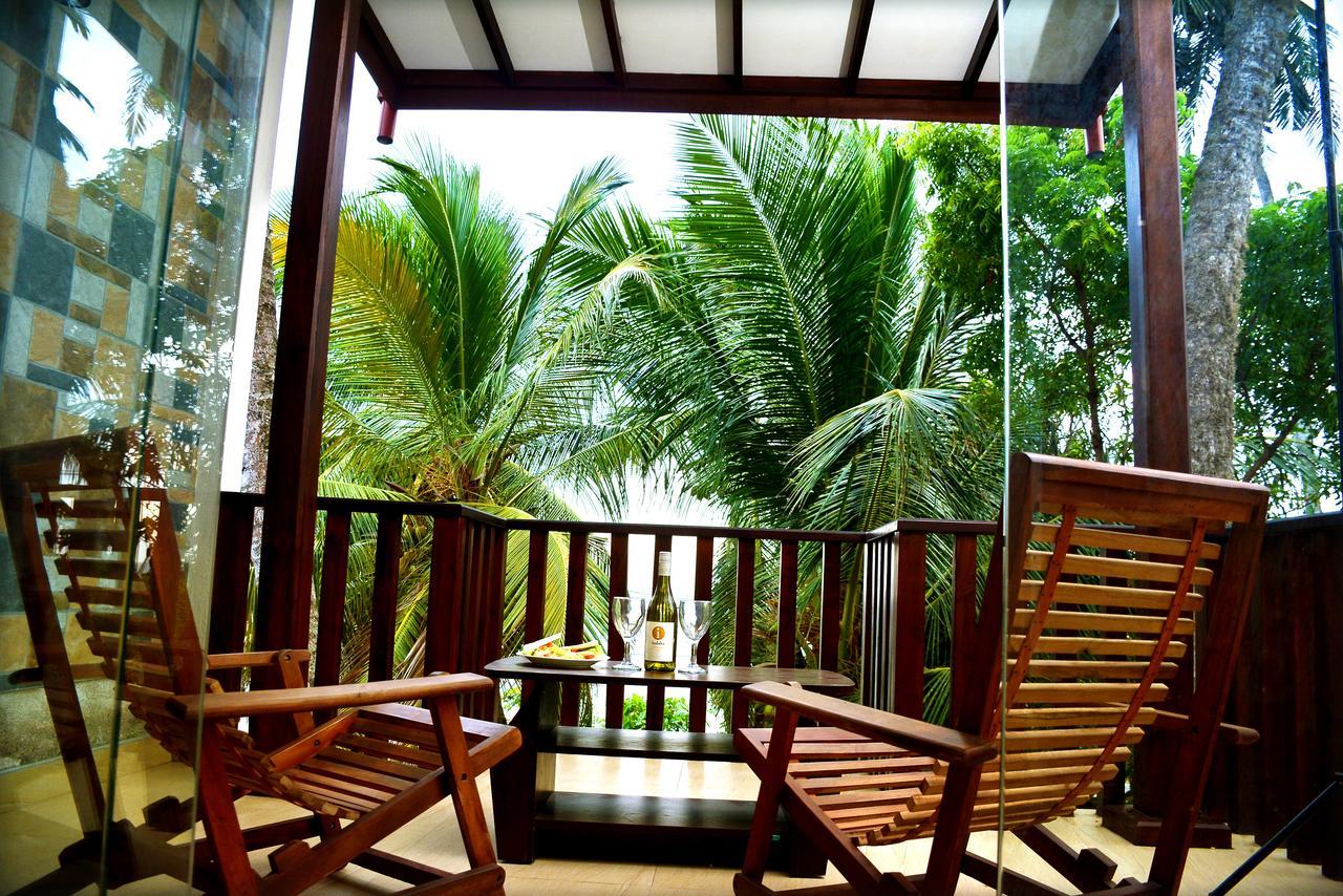 Sea View Tourist Inn 탕갈레 외부 사진