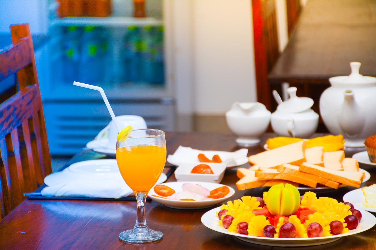 Sea View Tourist Inn 탕갈레 외부 사진