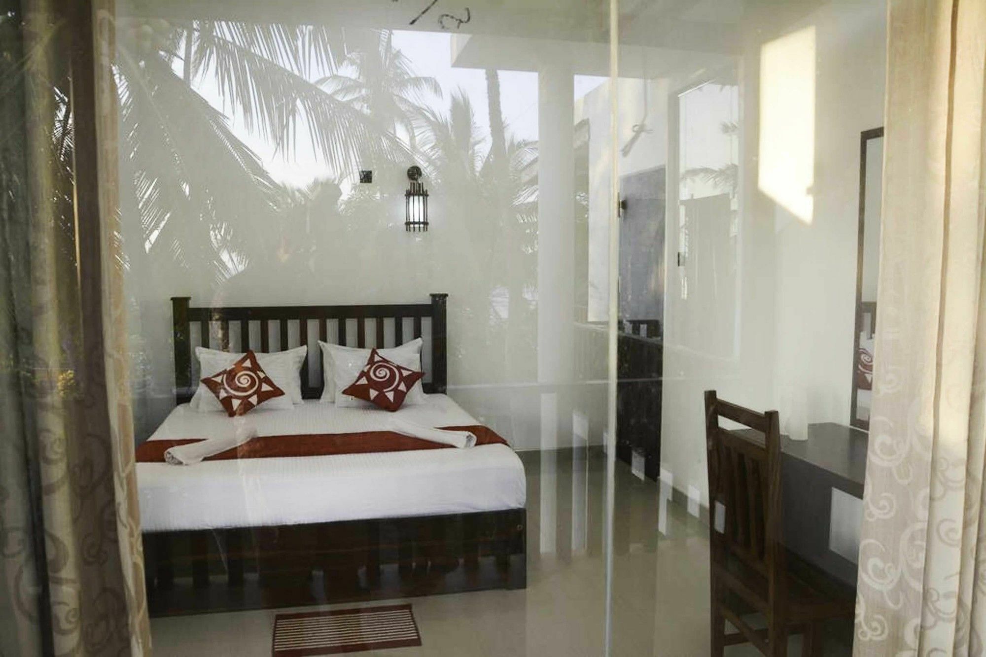 Sea View Tourist Inn 탕갈레 외부 사진