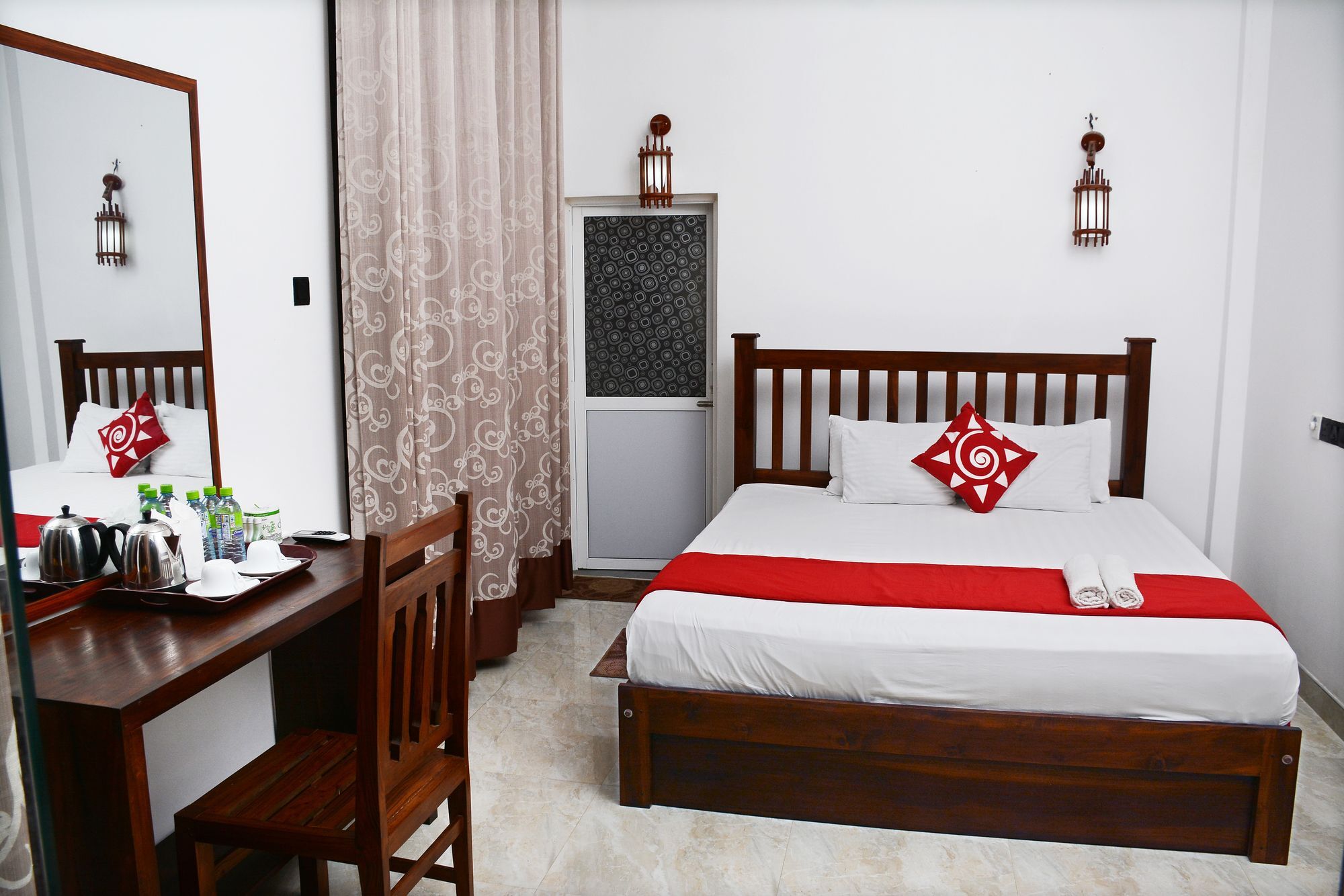 Sea View Tourist Inn 탕갈레 외부 사진